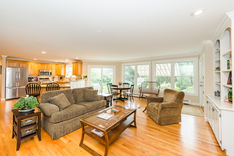 55 Highland Road South Hampton, NH 03827 - Photo 13 of 40