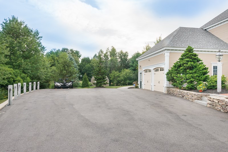 55 Highland Road South Hampton, NH 03827 - Photo 33 of 40