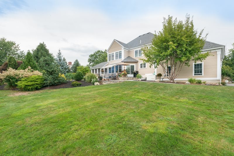 55 Highland Road South Hampton, NH 03827 - Photo 38 of 40