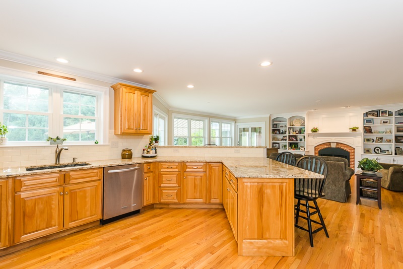 55 Highland Road South Hampton, NH 03827 - Photo 6 of 40