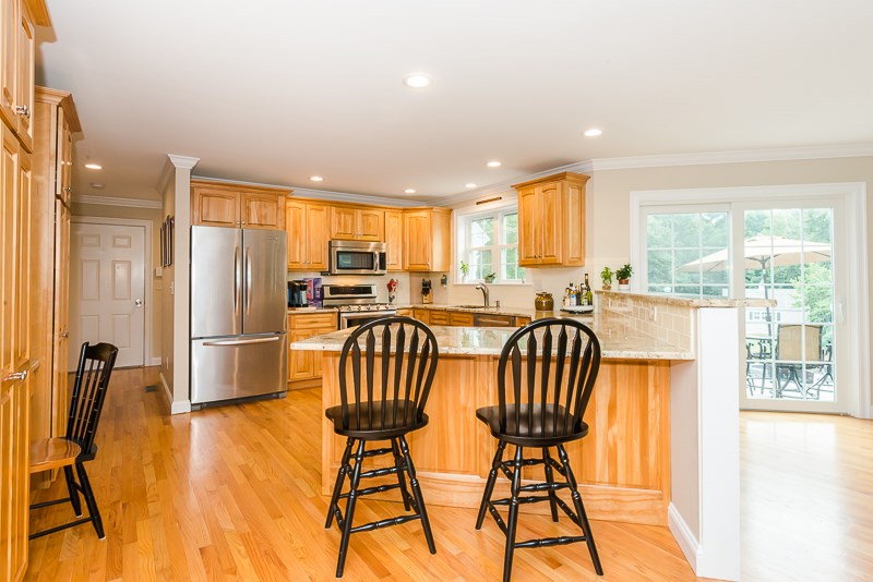 55 Highland Road South Hampton, NH 03827 - Photo 7 of 40