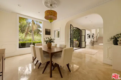 $2,995,000 | 2668 Astral Drive, Los Angeles, CA 90046