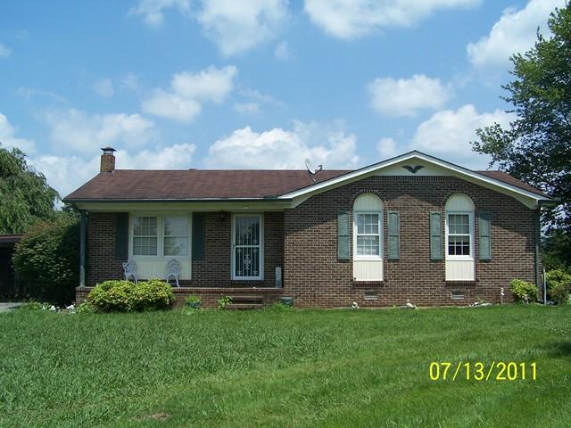 615 Old Shellsford Road McMinnville, TN 37110 - Photo 4 of 20 Gallery Image 4