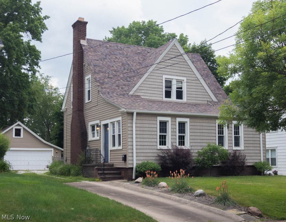725 Mentor Road Akron, OH 44303 - Photo 1 of 35 Gallery Image 1