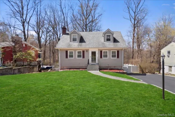$775,000 | 33 Greenwood Lane, White Plains, NY 10607