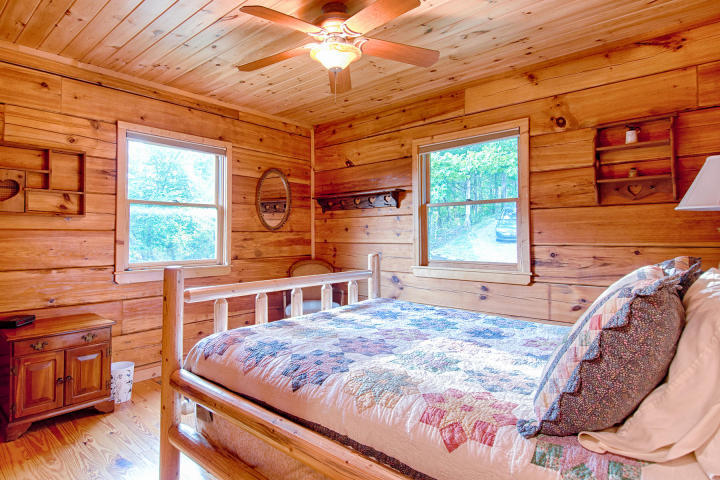 2015 Chapel Road Sevierville, TN 37876 - Photo 4 of 33 chapel 3