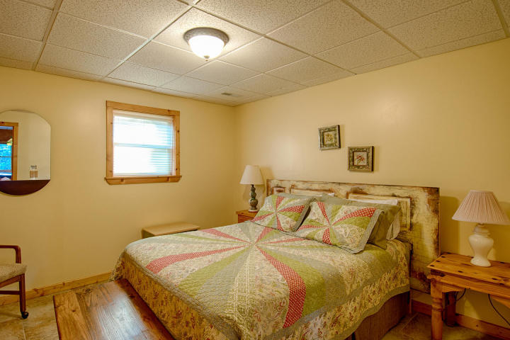 2015 Chapel Road Sevierville, TN 37876 - Photo 7 of 33 chapel 6