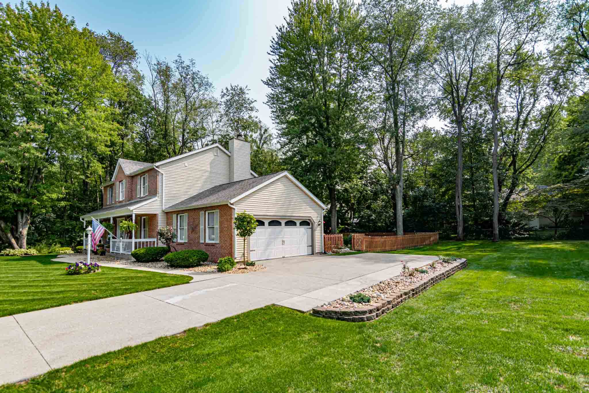 17284 Woodhurst Road Granger, IN 46530 - Photo 2 of 23 Gallery Image 2