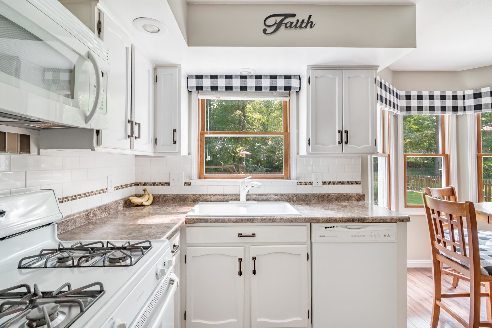 17284 Woodhurst Road Granger, IN 46530 - Photo 10 of 23 Gallery Image 10
