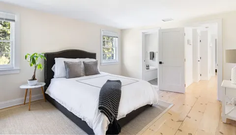 $2,995,000 | 14 Debras Way, Wainscott, NY 11975