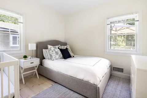 $2,995,000 | 14 Debras Way, Wainscott, NY 11975