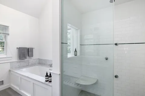 $2,995,000 | 14 Debras Way, Wainscott, NY 11975