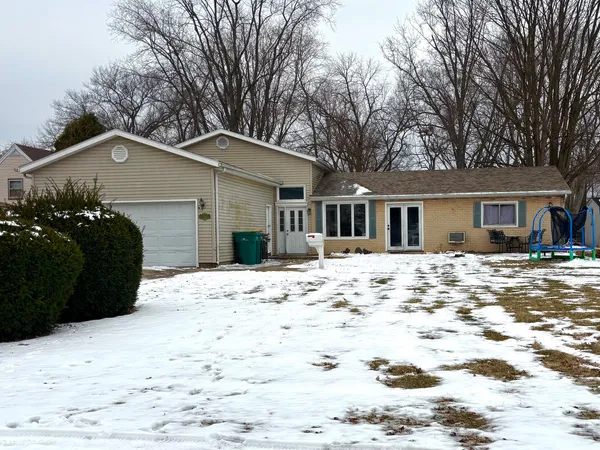 $149,000 | 404 Michael Street, Streator, IL 61364