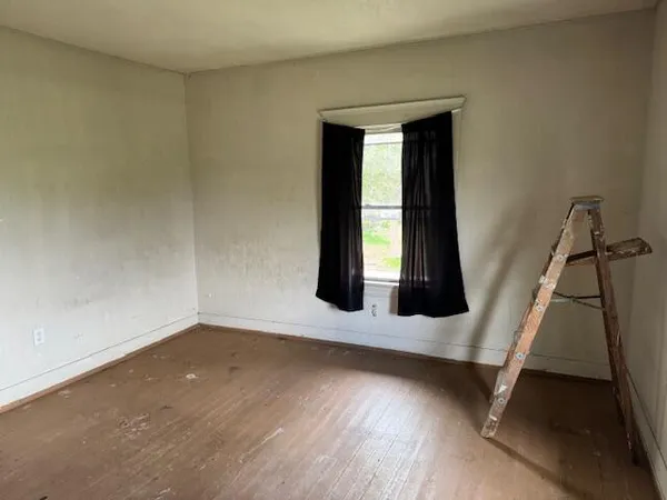 $89,900 | 905 Martin Luther King Jr Drive, Jackson, MI 49203