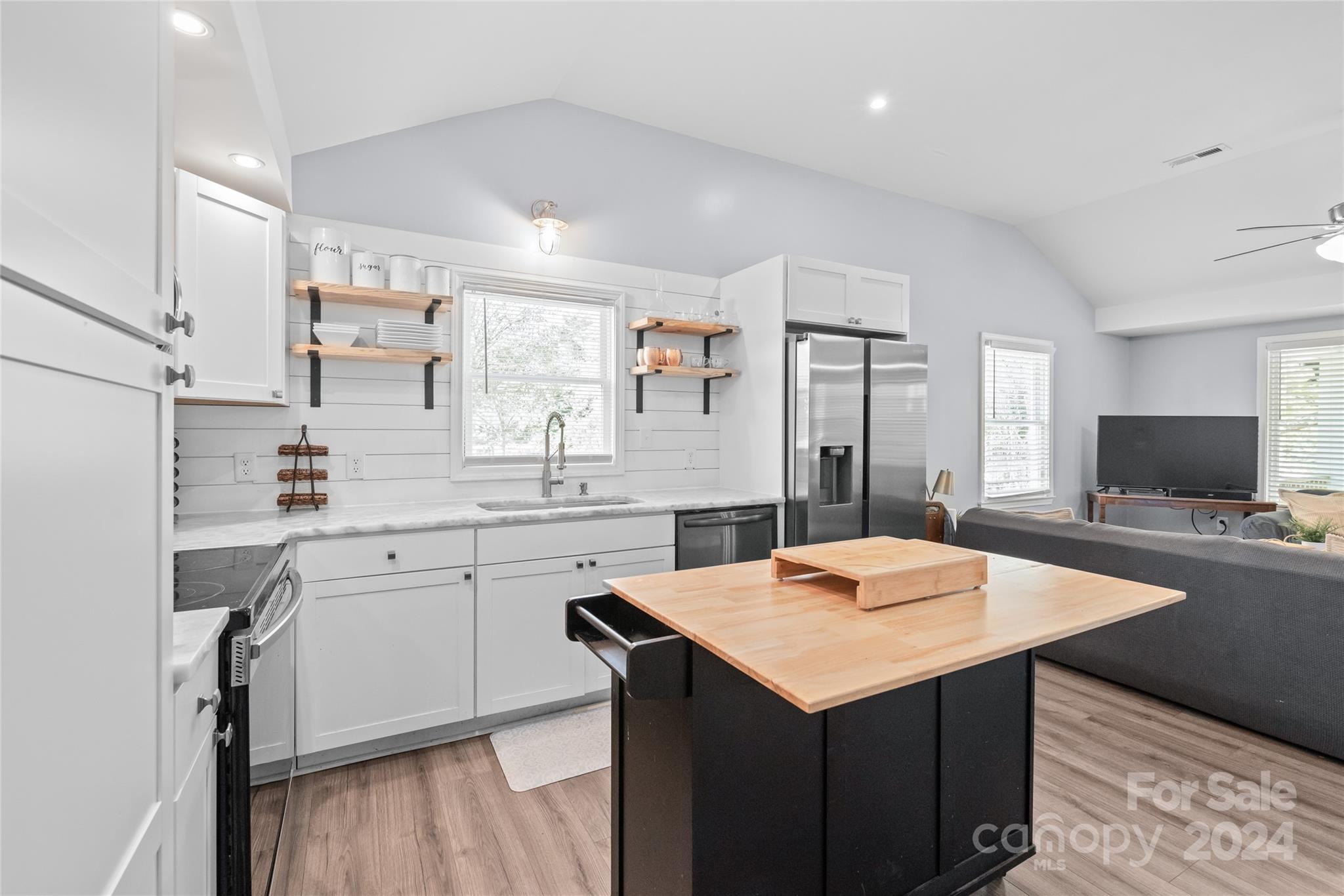 126 Tomberlin Road Mount Holly, NC 28120 - Photo 11 of 22 Gallery Image 11
