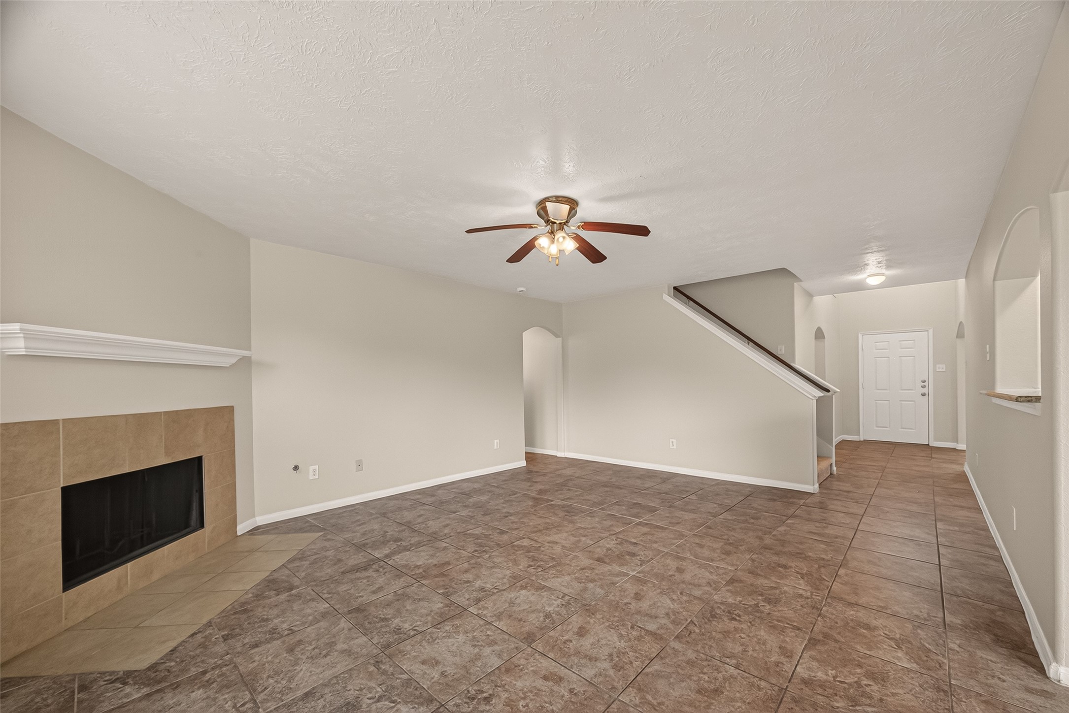 1902 Flycaster Drive Spring, TX 77388 - Photo 7 of 33