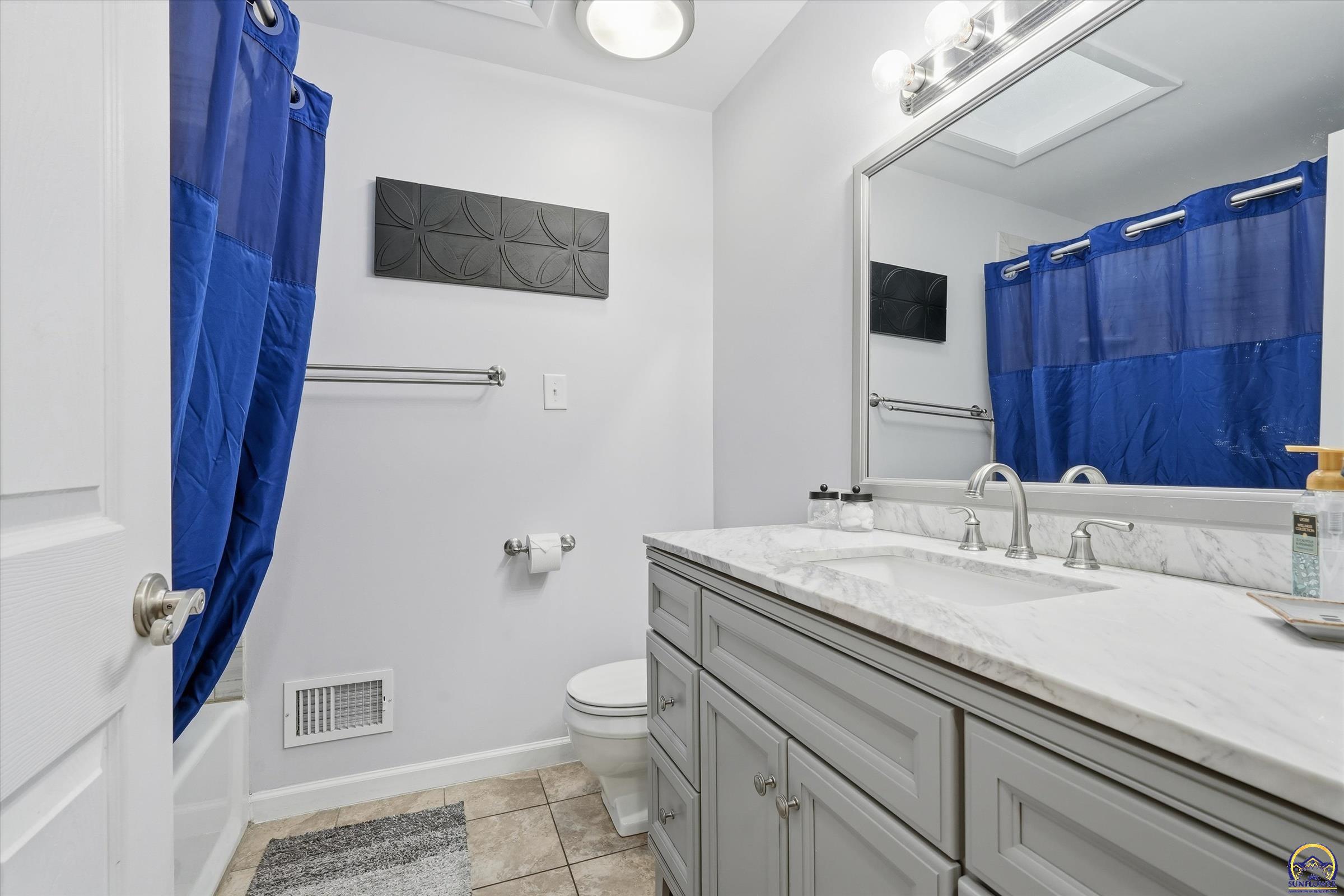 4330 Southeast 26th Terrace Topeka, KS 66605 - Photo 16 of 38