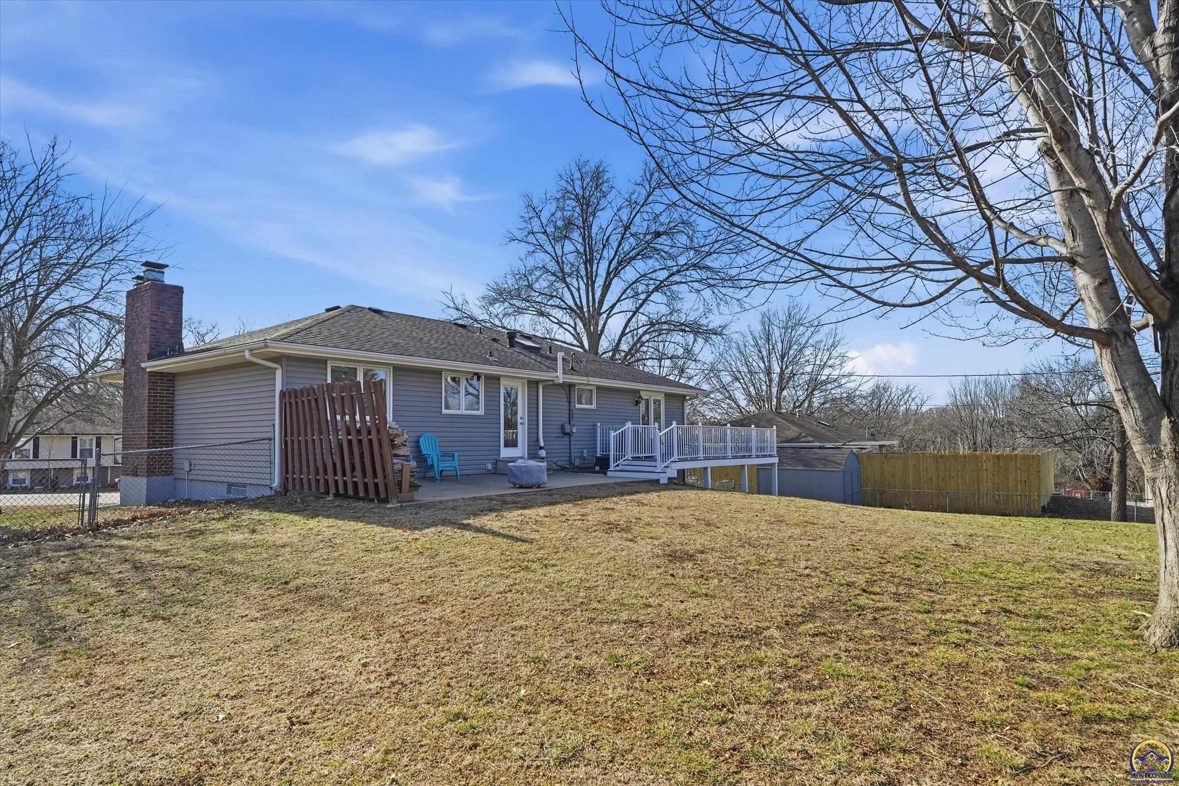 4330 Southeast 26th Terrace Topeka, KS 66605 - Photo 31 of 38