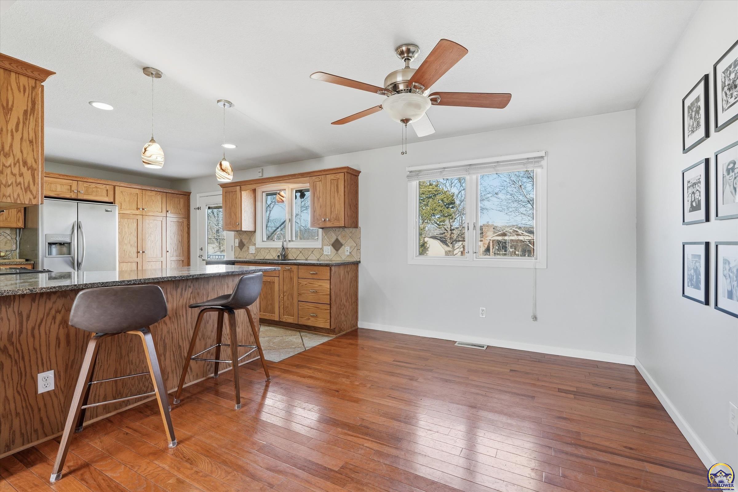 4330 Southeast 26th Terrace Topeka, KS 66605 - Photo 6 of 38