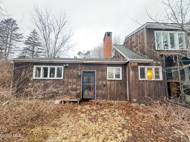 $125,000 | 4177 Highway 2, Troy, NY 12180