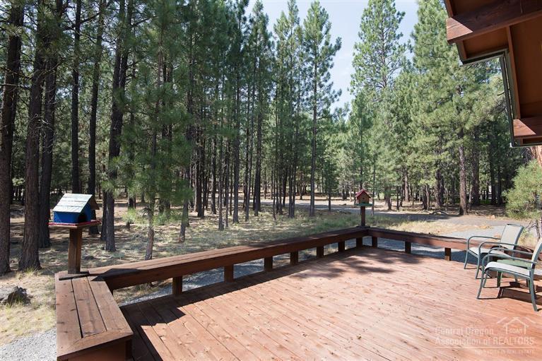 14437 Crossroads Loop Sisters, OR 97759 - Photo 5 of 18 Additional Photo