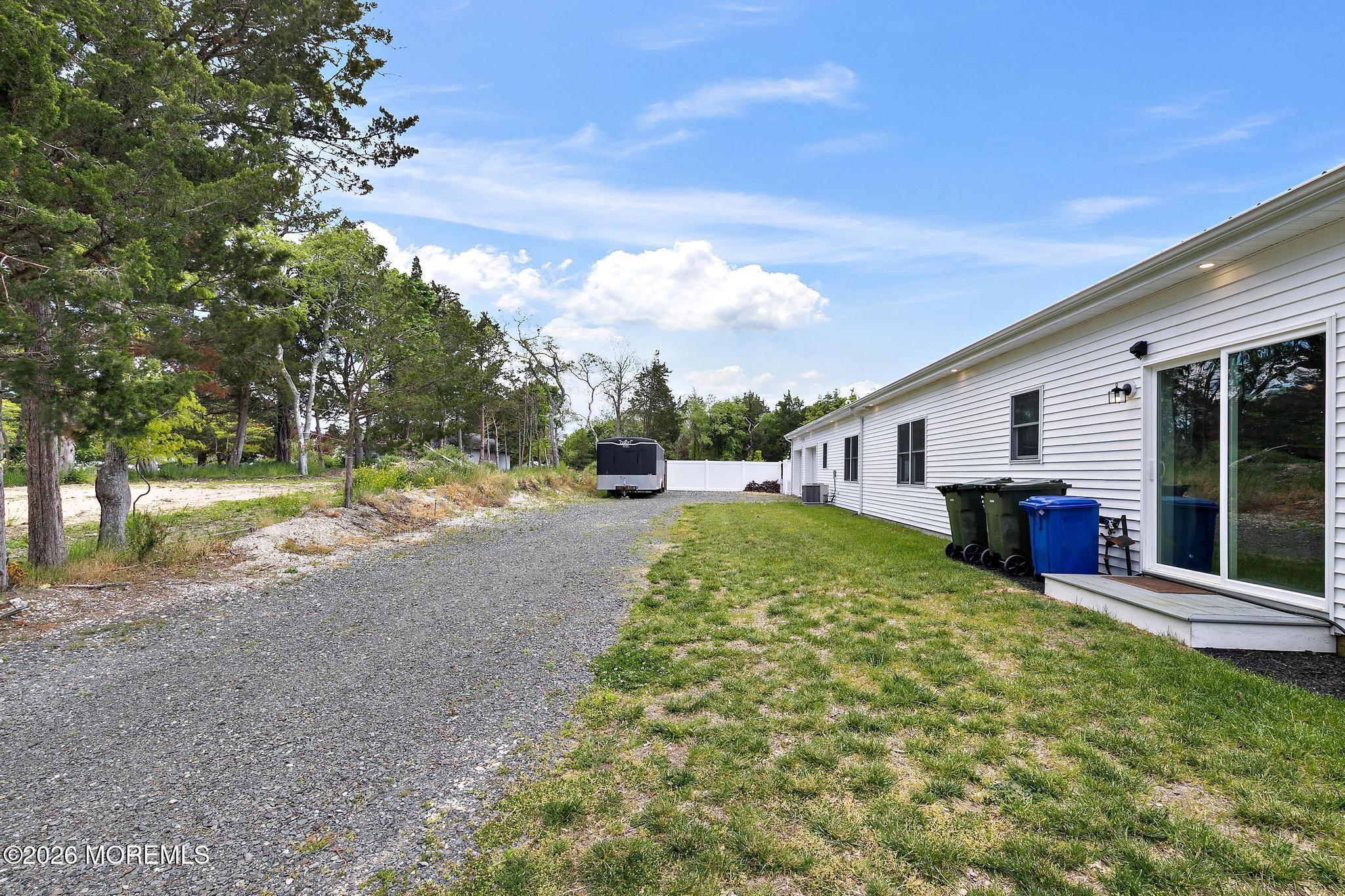 413 South Green Street Tuckerton, NJ 08087 - Photo 39 of 42 Driveway and garages
