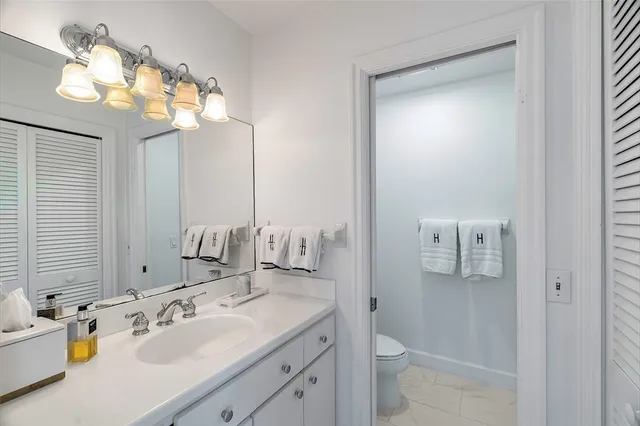 $5,850,000 | 190 Oleander Way, Vero Beach, FL 32963