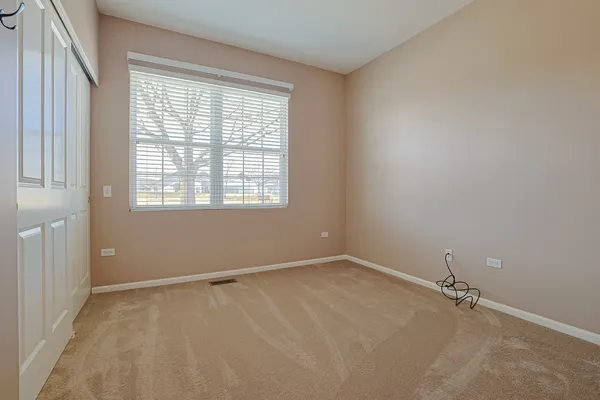 $2,200 | 12166 White Tail Lane, Huntley, IL 60142