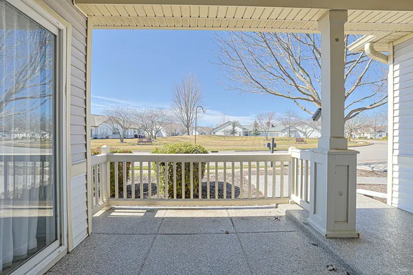 $2,200 | 12166 White Tail Lane, Huntley, IL 60142