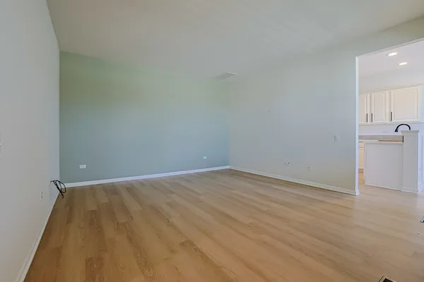 $2,200 | 12166 White Tail Lane, Huntley, IL 60142