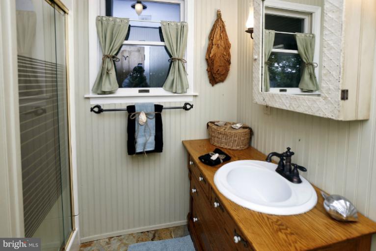 2359 Garrity Road St. Leonard, MD 20685 - Photo 25 of 30 Bath