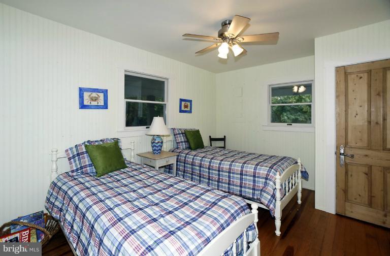 2359 Garrity Road St. Leonard, MD 20685 - Photo 29 of 30 Bedroom