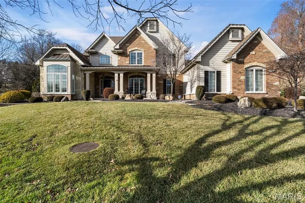 $1,720,000 | 1103 Bonhomme Bluff Court, Chesterfield, MO 63005