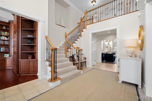 $1,720,000 | 1103 Bonhomme Bluff Court, Chesterfield, MO 63005