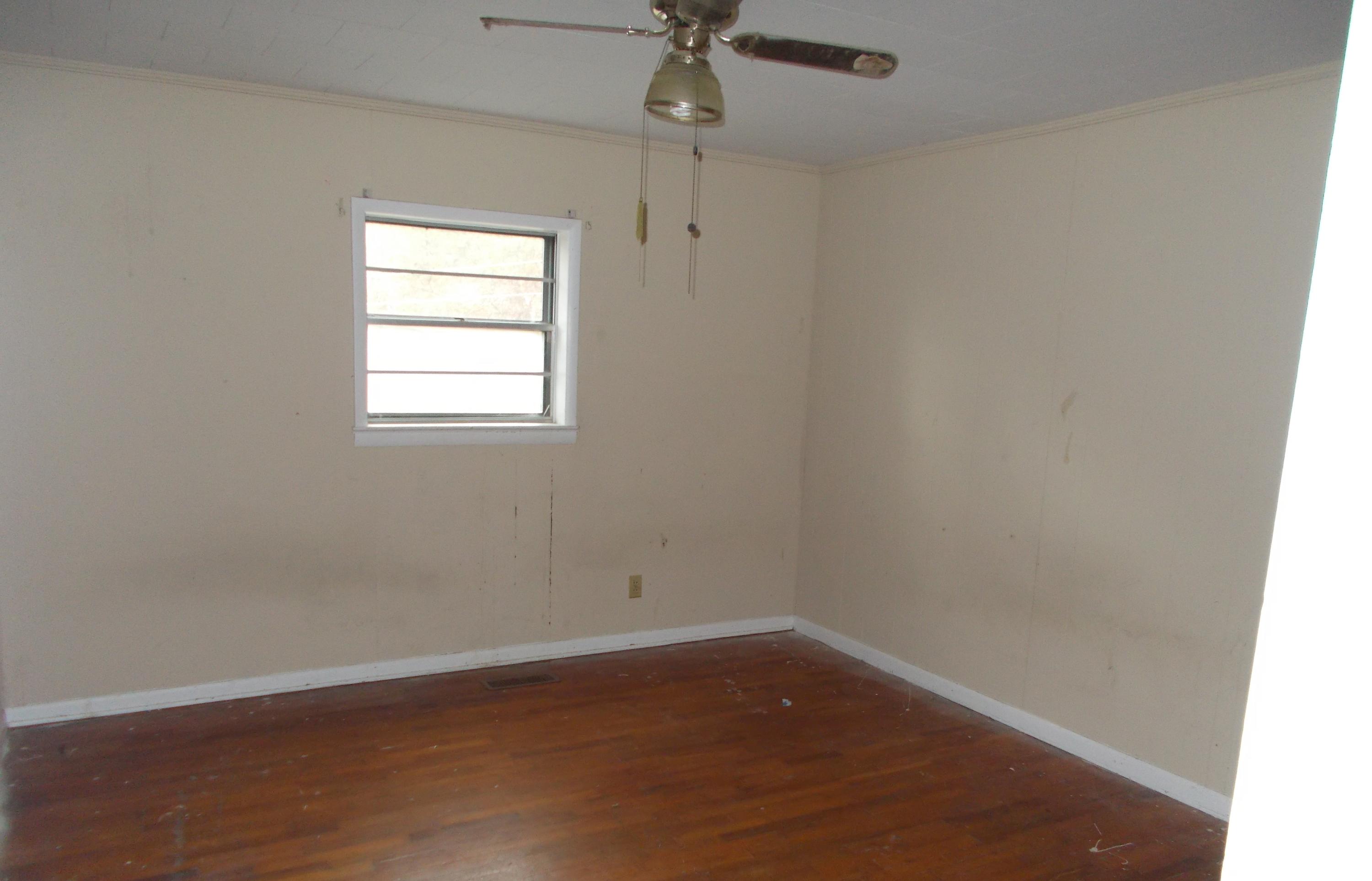 901 Stiles Road LaFayette, GA 30728 - Photo 7 of 9 DSCN2286