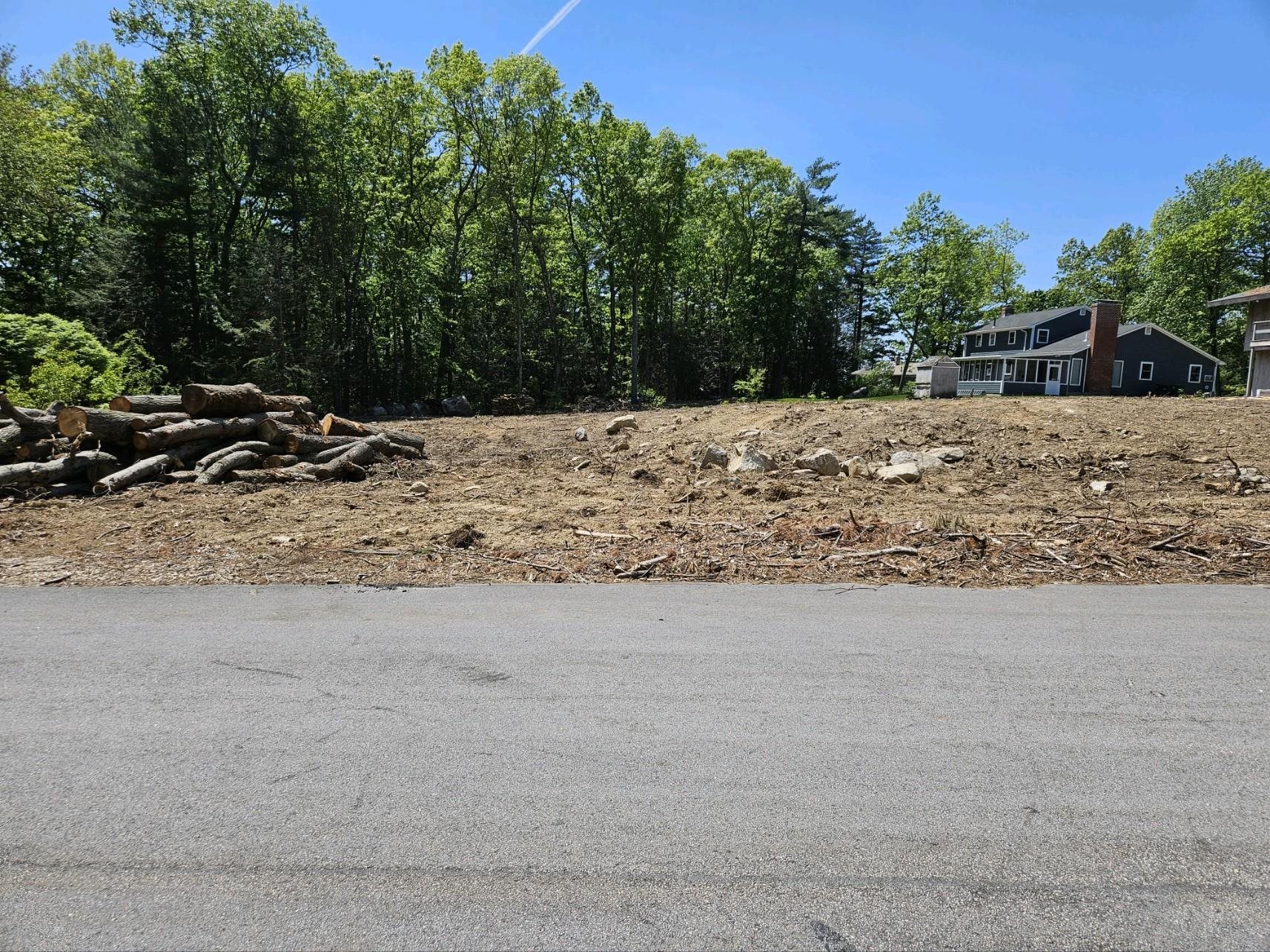 3 Whitman Road, Unit L Nashua, NH 03062 - Photo 1 of 1 Gallery Image 1