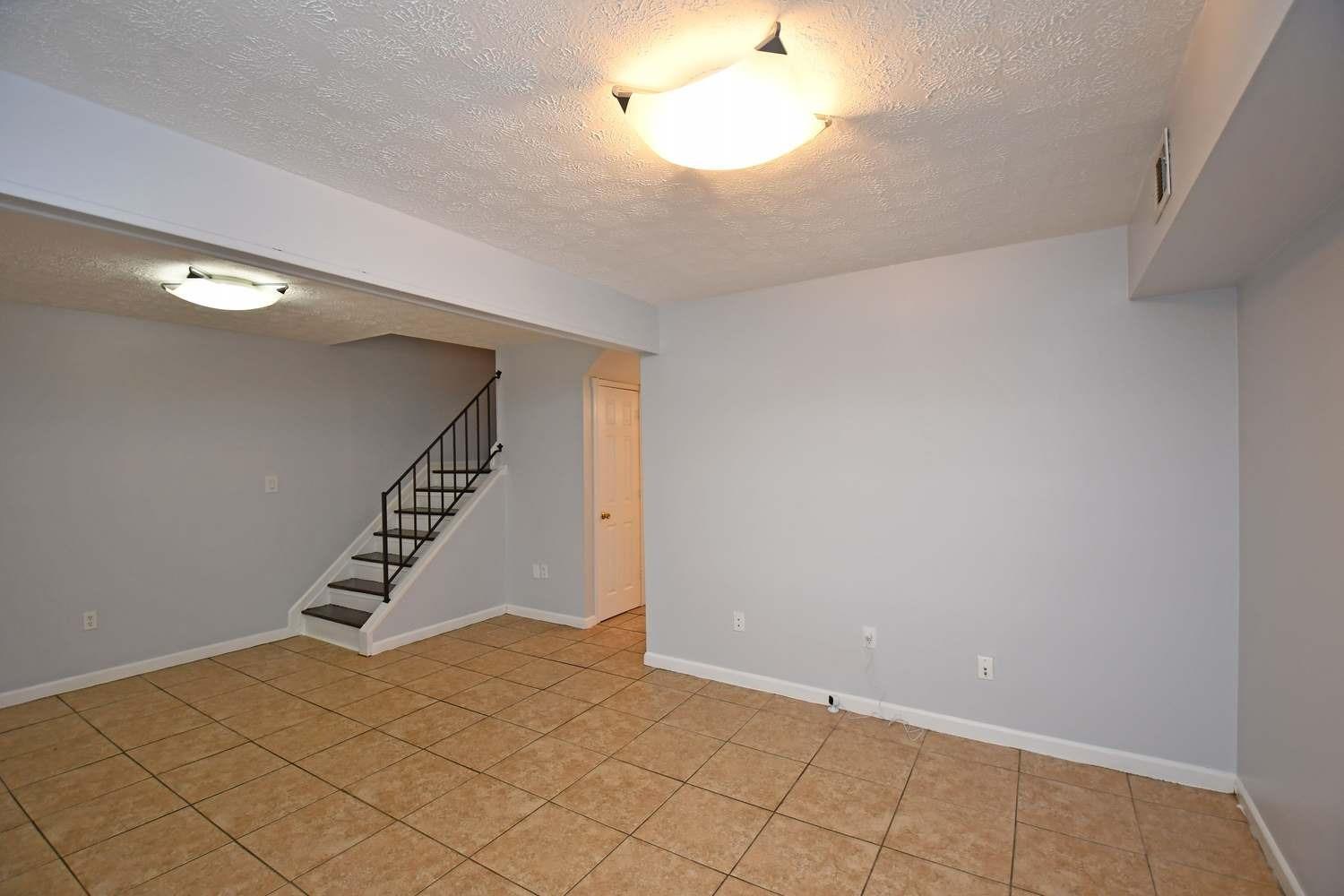 7752 Montgomery Road, Unit 74 Cincinnati, OH 45236 - Photo 6 of 28