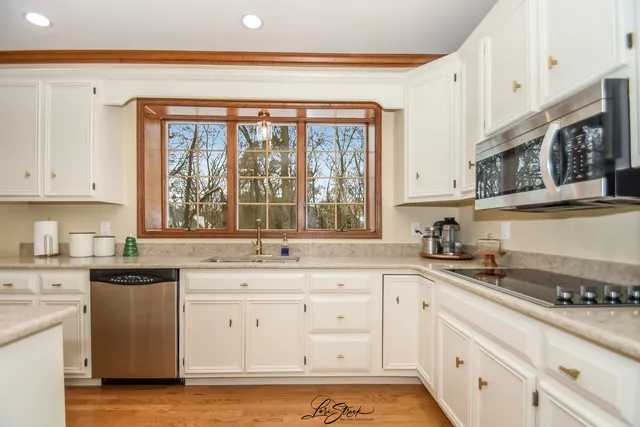 $659,999 | 55 Oak Creek Drive, Yorkville, IL 60560