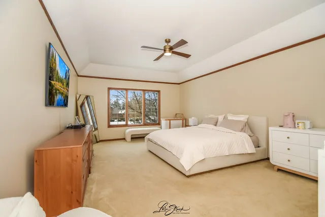 $659,999 | 55 Oak Creek Drive, Yorkville, IL 60560