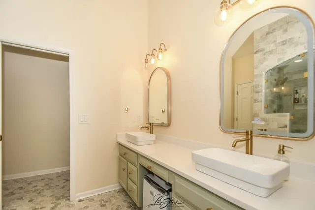 $659,999 | 55 Oak Creek Drive, Yorkville, IL 60560