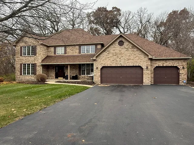 $659,999 | 55 Oak Creek Drive, Yorkville, IL 60560