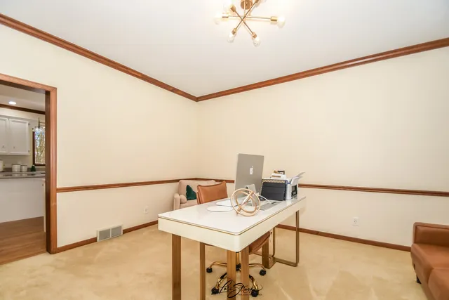 $659,999 | 55 Oak Creek Drive, Yorkville, IL 60560