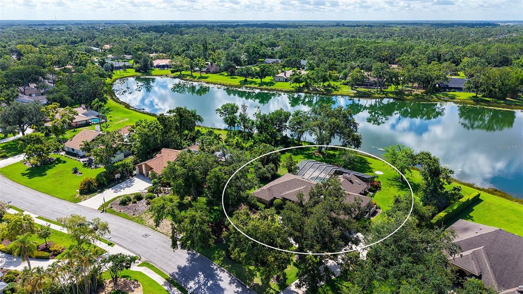 7426 Weeping Willow Boulevard Sarasota, FL 34241 - Photo 2 of 66