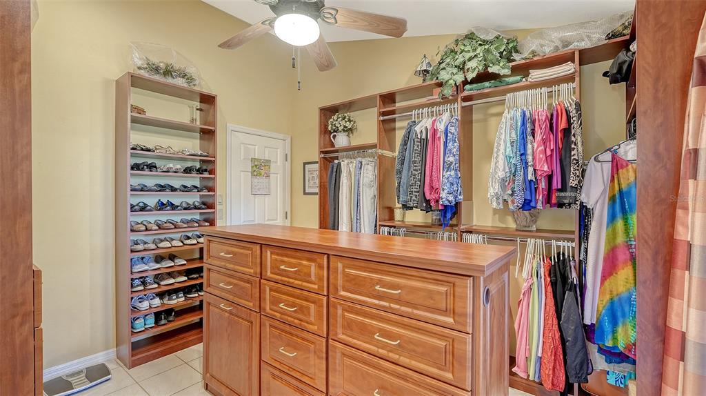 7426 Weeping Willow Boulevard Sarasota, FL 34241 - Photo 37 of 66