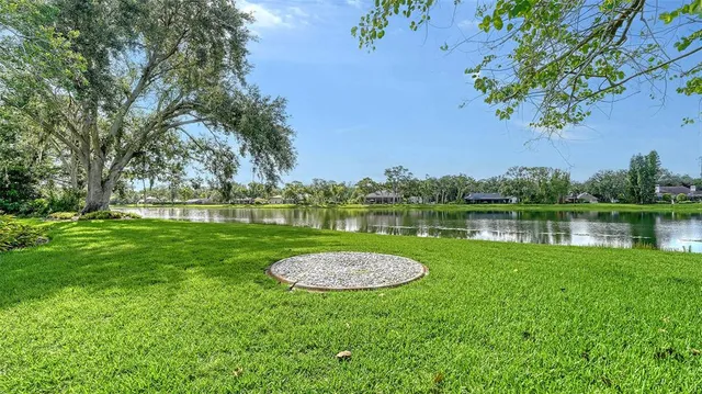 $949,000 | 7426 Weeping Willow Boulevard, Sarasota, FL 34241