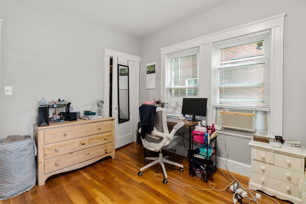 78 Euston Road, Unit 1 Boston, MA 02135 - Photo 8 of 26