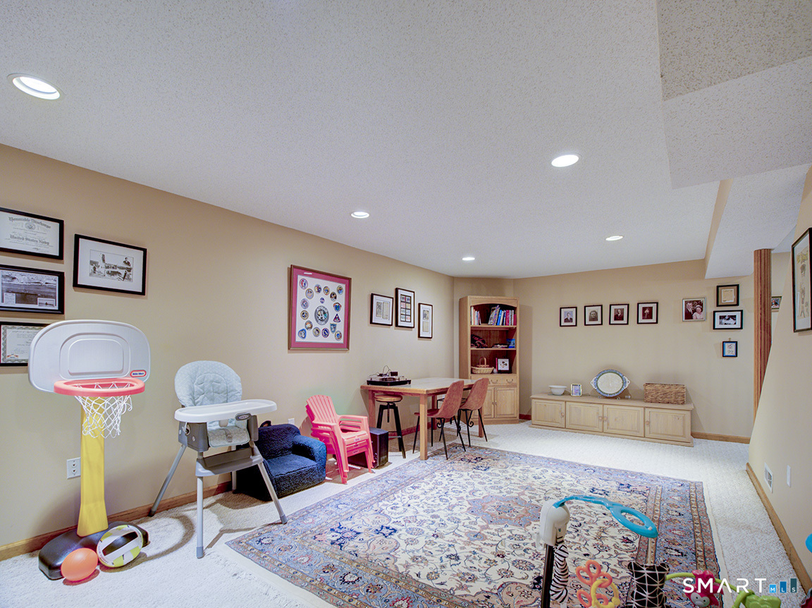 19 East Ridge Court Cheshire, CT 06410 - Photo 33 of 39