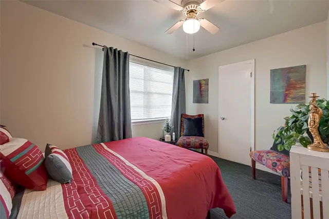 $2,000 | 6018 Berendo Street, Houston, TX 77092