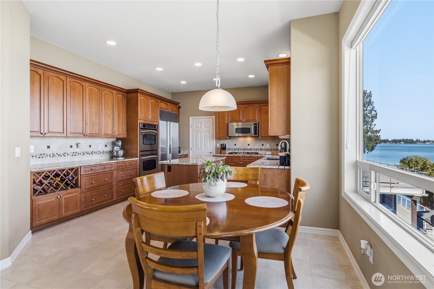 4915 Jenks Point Way East Lake Tapps, WA 98391 - Photo 12 of 40