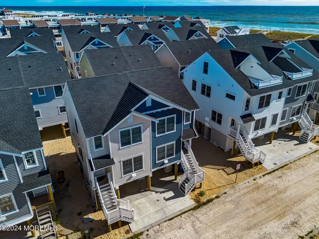 $2,500 | 19 Cummings Street, Unit 108, Mantoloking, NJ 08738